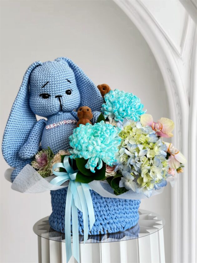 newborn flower arrangement