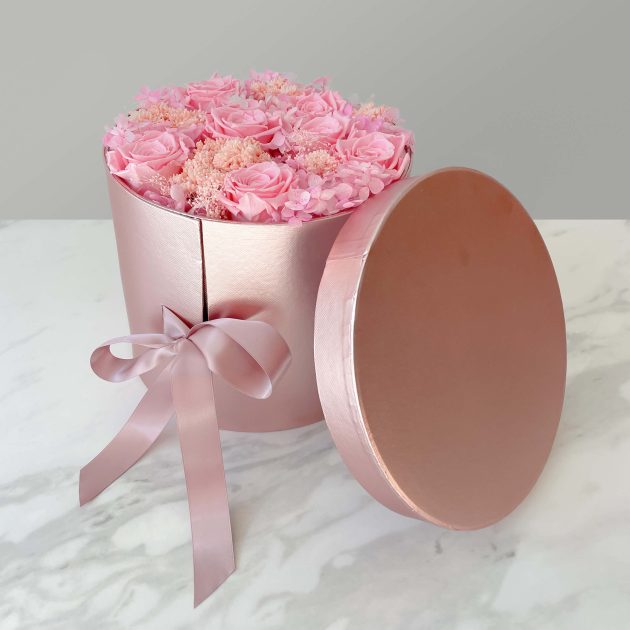 ForYou - flowers & decor ⇨ "Pink Gold" - luxury round gift box with flowers arrangement and chocolate - 2