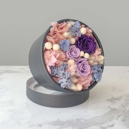 flower black box with preserved mix flowers